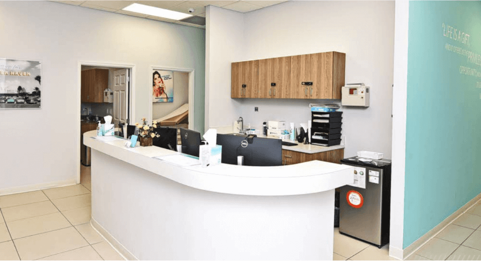 Winter Haven Medical Village Reception Image